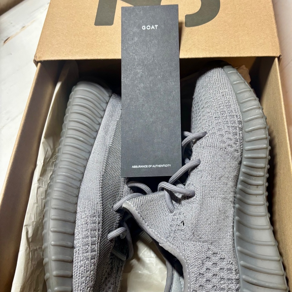 Yeezy boost 350 V2 men’s - Picture 6 of 8